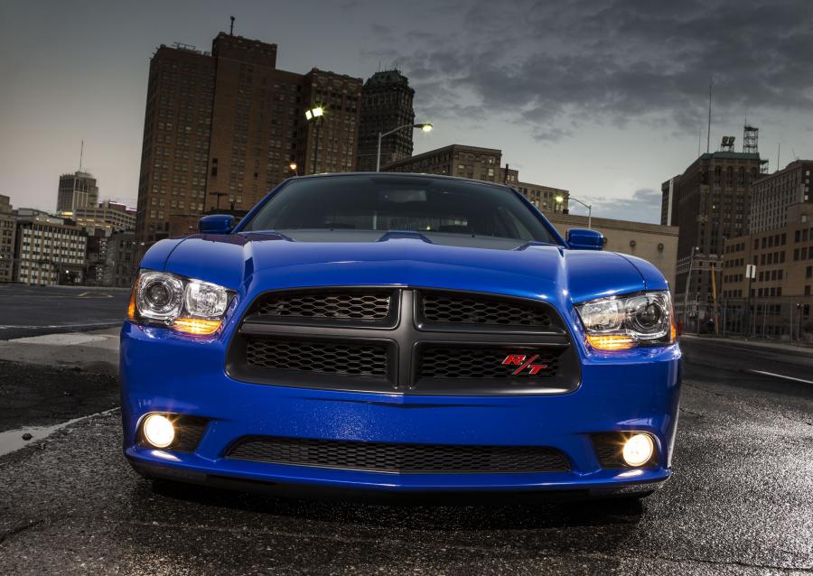  Dodge Charger Daytona 2013 года  (фото 29 из 30)
